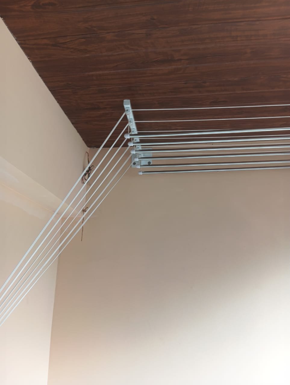 Wall mounted cloth hangers