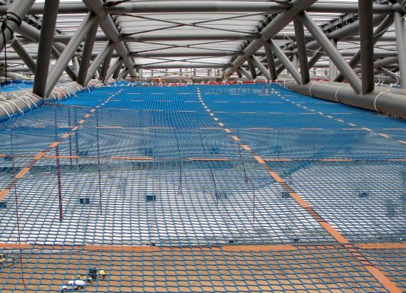 Industrial safety nets installation